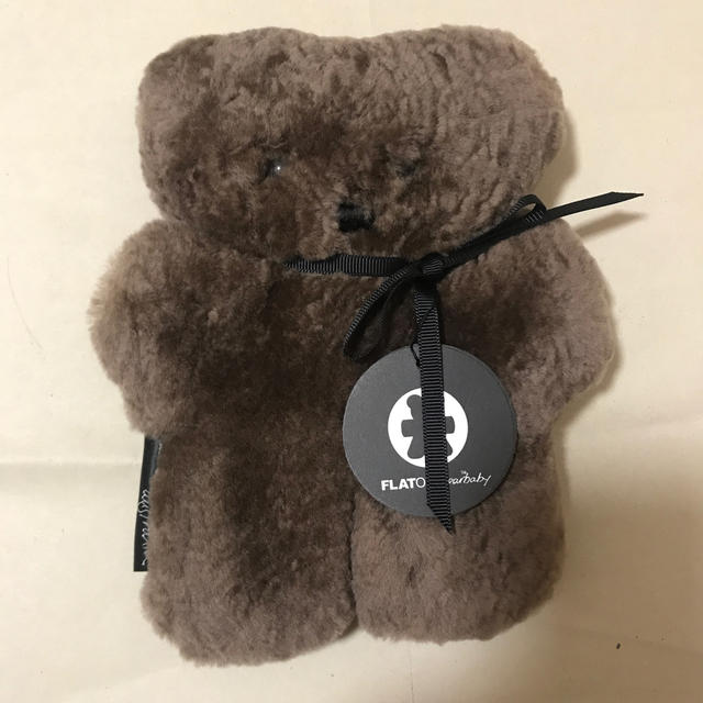 FLATOUTBEAR フラットアウトベア　ムートン　ぬいぐるみ エンタメ/ホビーのおもちゃ/ぬいぐるみ(ぬいぐるみ)の商品写真