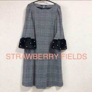 ストロベリーフィールズ(STRAWBERRY-FIELDS)のSTRAWBERRY FIELDSワンピース(ひざ丈ワンピース)