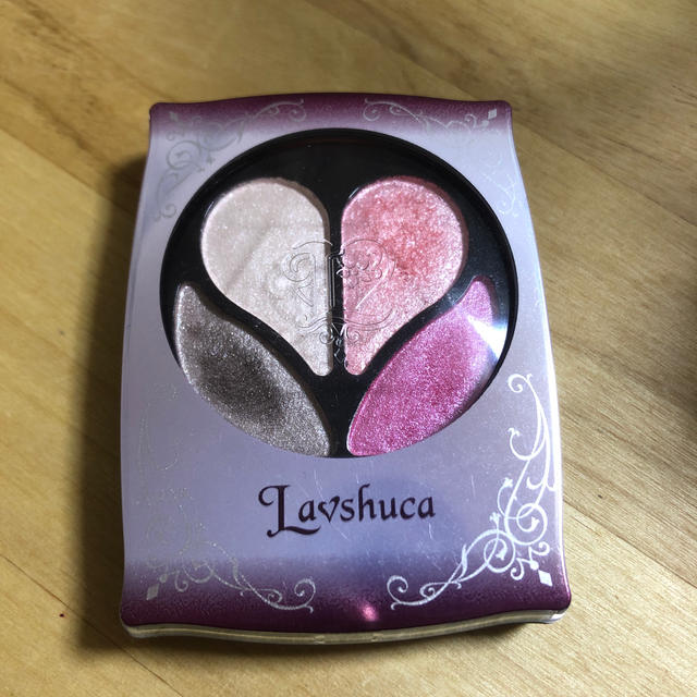 Lavshuca(ラヴーシュカ)のラヴーシュカ アイカラーセレクト コスメ/美容のベースメイク/化粧品(アイシャドウ)の商品写真