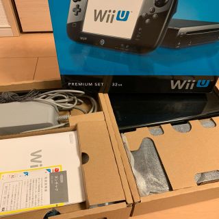 Wii U 本体 32GB プレミアムセット　Wiiリモコン×2(家庭用ゲーム機本体)