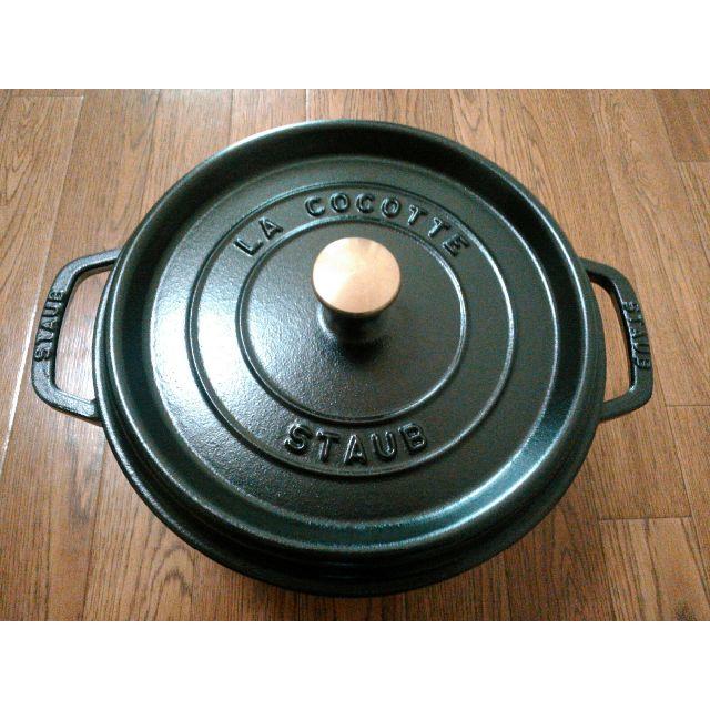 STAUB(ストウブ)のストウブ ピコ ココット ラウンド 24 ブラック インテリア/住まい/日用品のキッチン/食器(鍋/フライパン)の商品写真