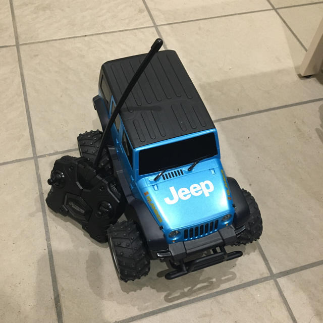 Jeep(ジープ)のジープ　ラングラー　ラジコン エンタメ/ホビーのおもちゃ/ぬいぐるみ(ホビーラジコン)の商品写真