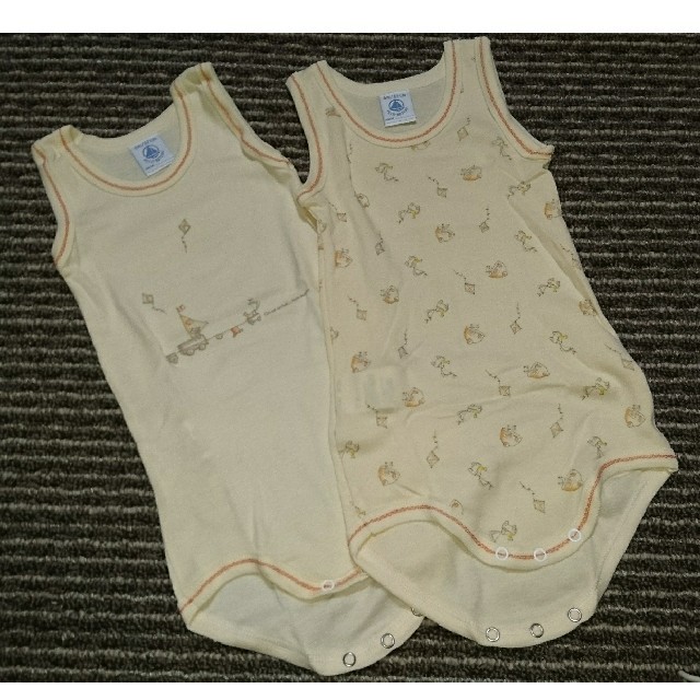 PETIT BATEAU(プチバトー)のプチバトー petit bateauランニングボディー 2枚 黄 6m 67 キッズ/ベビー/マタニティのベビー服(~85cm)(ロンパース)の商品写真