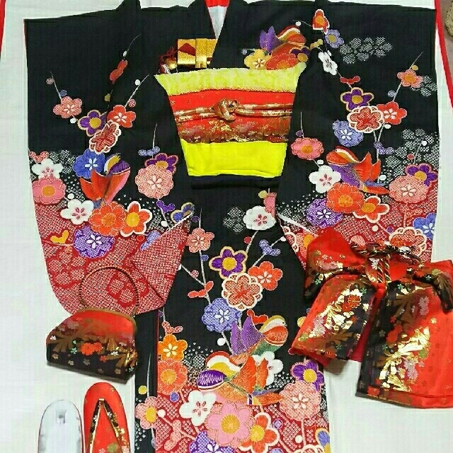 はるみ様専用】枝梅と鴛鴦模様7歳用祝着 - bilisko.com.br