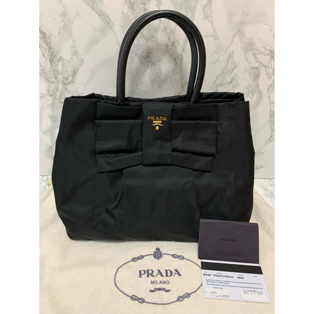 PRADA(プラダ)のPRADA プラダ リボン　バッグ　ナイロントートバッグ　ハンドバック レディースのバッグ(ハンドバッグ)の商品写真