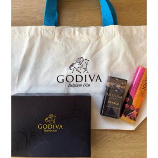 チョコレート(chocolate)の2/14までの大幅お値下げ！ GODIVA チョコレート＊バッグ セット(菓子/デザート)