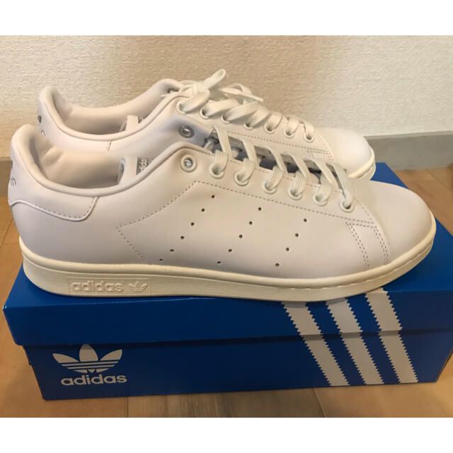 adidas(アディダス)のstansmith ホワイト×シルバー メンズの靴/シューズ(スニーカー)の商品写真