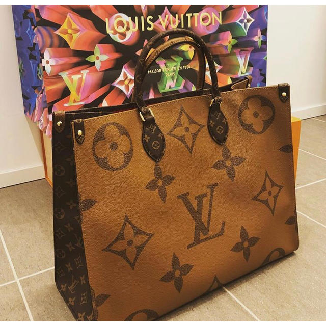 LOUIS VUITTON - ルイスビィトン オンザゴーGM ジャイアント LOUIS VUITTON - ルイスビィトン オンザゴーGM ジャイアント
