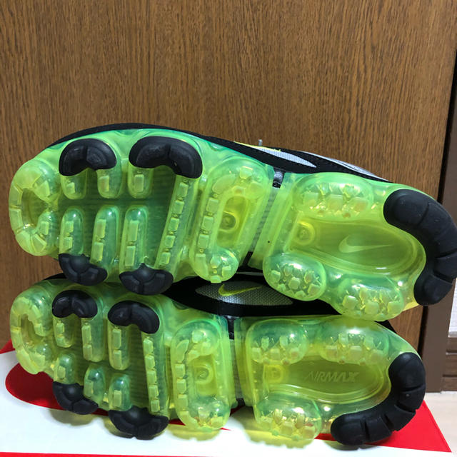 NIKE(ナイキ)のNIKE vapor max 97 25.5cm メンズの靴/シューズ(スニーカー)の商品写真