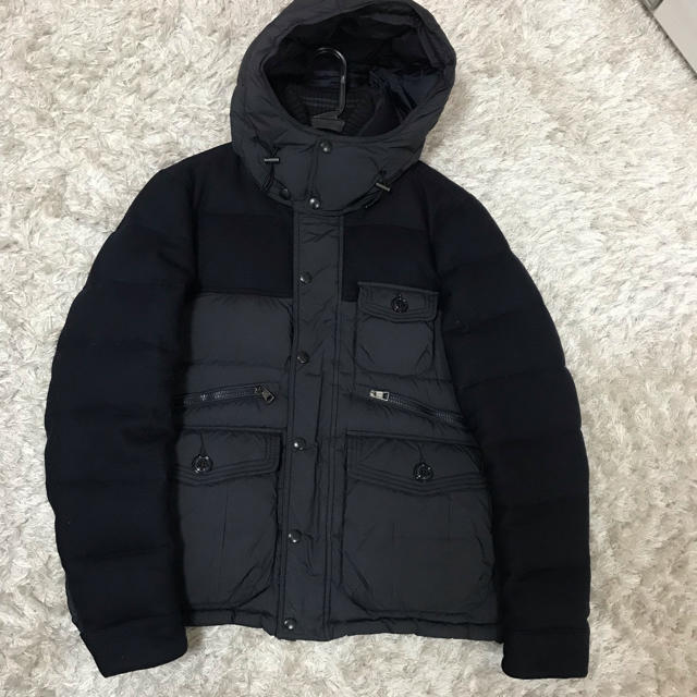 MONCLER(モンクレール)のモンクレール  定価21万　MENS ダウンジャケット　本物 メンズのジャケット/アウター(ダウンジャケット)の商品写真