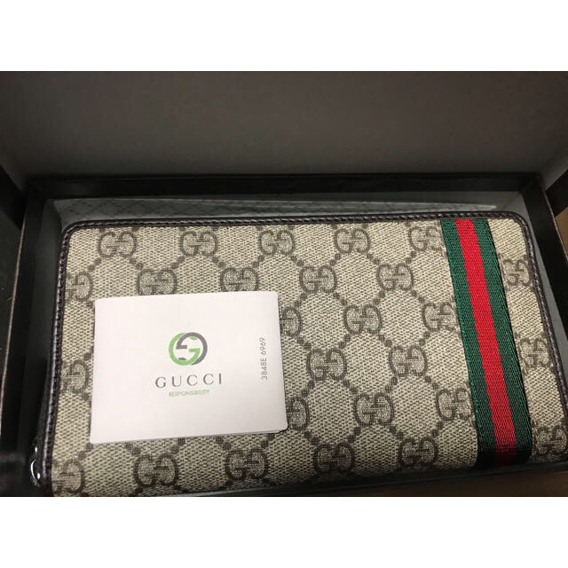 ファッショ Gucci ラウンドファスナーの通販 by りゅーた's shop ...