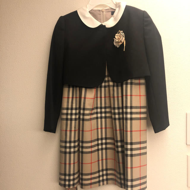 最大12%OFFクーポン BURBERRY - Burberry ワンピース コサージュ ボレロ ドレス/フォーマル 最大12%OFFクーポン BURBERRY - Burberry ワンピース コサージュ ボレロ ドレス/フォーマル