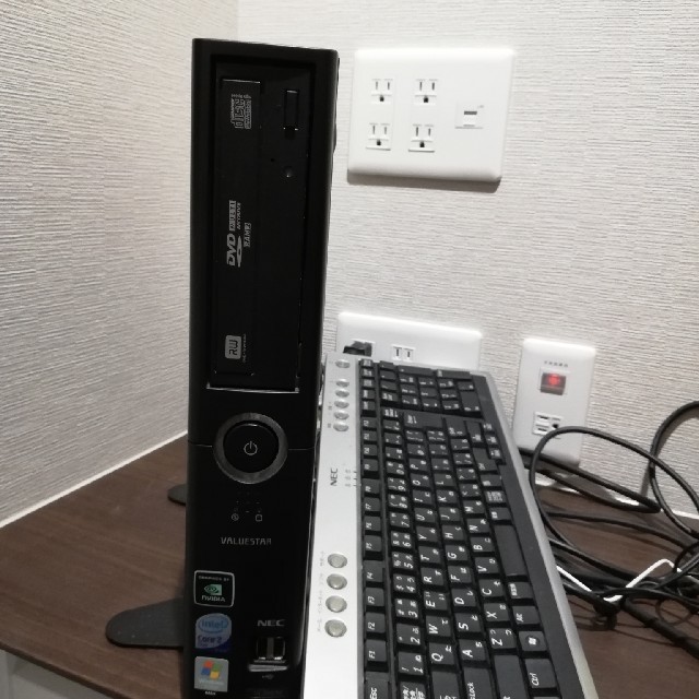 NEC(エヌイーシー)のデスクトップパソコン本体 NEC VALUESTAR スマホ/家電/カメラのPC/タブレット(デスクトップ型PC)の商品写真