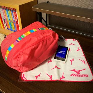 ミズノ(MIZUNO)の[ミズノ]楕円型ポーチ・タオルハンカチセット[ピンク](ポーチ)