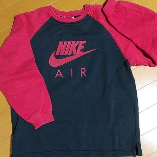 ナイキ(NIKE)の【訳あり】「NIKE」トレーナー★150㎝(Tシャツ/カットソー)