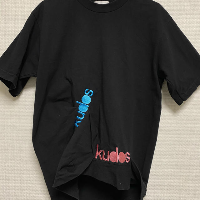 kudos 刺繍ロゴtシャツ