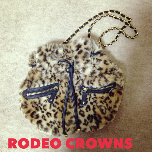 RODEO CROWNS(ロデオクラウンズ)のＲＯＤＥＯ☆ ファーポシェット レディースのバッグ(ショルダーバッグ)の商品写真