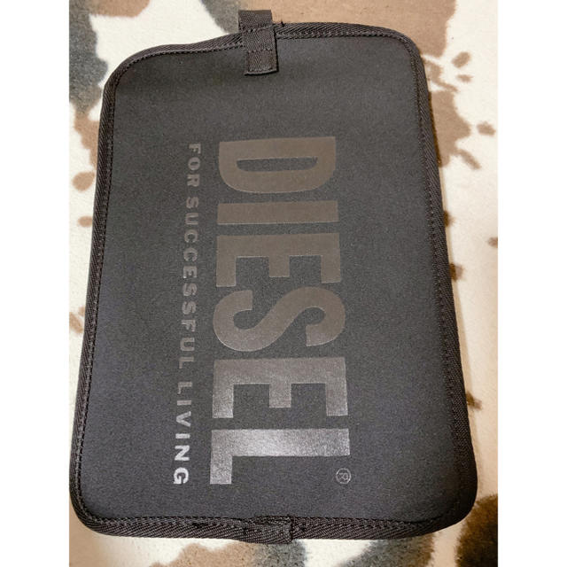 DIESEL(ディーゼル)のDIESEL iPad ケース メンズのバッグ(その他)の商品写真
