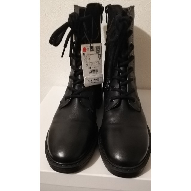 新品◆ZARA  フラットレザーショートブーツ 36 黒 レースアップ