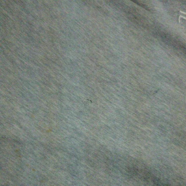 FILA(フィラ)のFILA ワンポイントロゴ 半袖Tシャツ LLサイズ グレー フィラ カジュアル メンズのトップス(Tシャツ/カットソー(半袖/袖なし))の商品写真