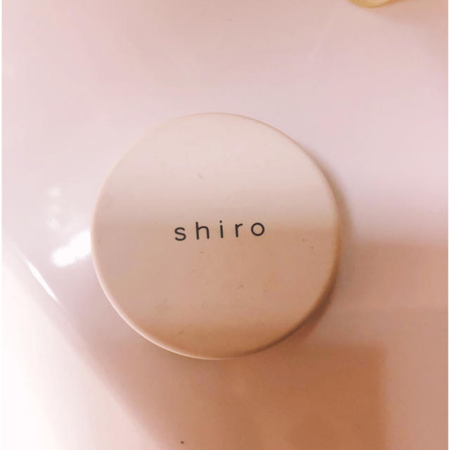 shiro(シロ)のshiro ハイライター　 コスメ/美容のベースメイク/化粧品(フェイスカラー)の商品写真