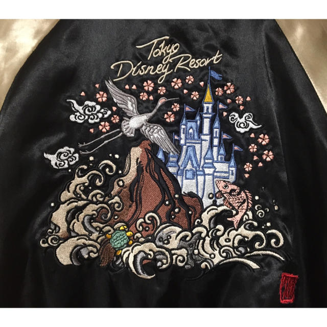 Disney(ディズニー)のディズニーリゾート キッズ スカジャン 120 正規品 キッズ/ベビー/マタニティのキッズ服男の子用(90cm~)(ジャケット/上着)の商品写真