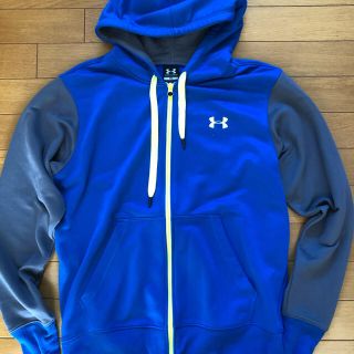 アンダーアーマー(UNDER ARMOUR)のアンダーアーマー　パーカー(パーカー)