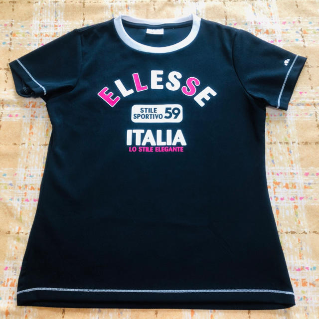 ellesse(エレッセ)の☆エレッセ　ロゴ　スポーツ　Tシャツ　ネイビー　Ｍ スポーツ/アウトドアのテニス(ウェア)の商品写真