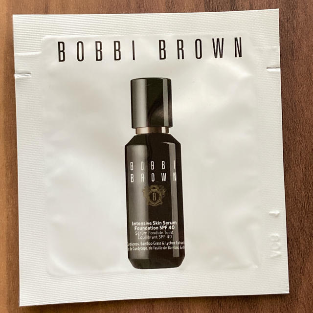 BOBBI BROWN(ボビイブラウン)のボビィブラウン インテンシブスキンセラムファンデーション サンプル コスメ/美容のベースメイク/化粧品(ファンデーション)の商品写真