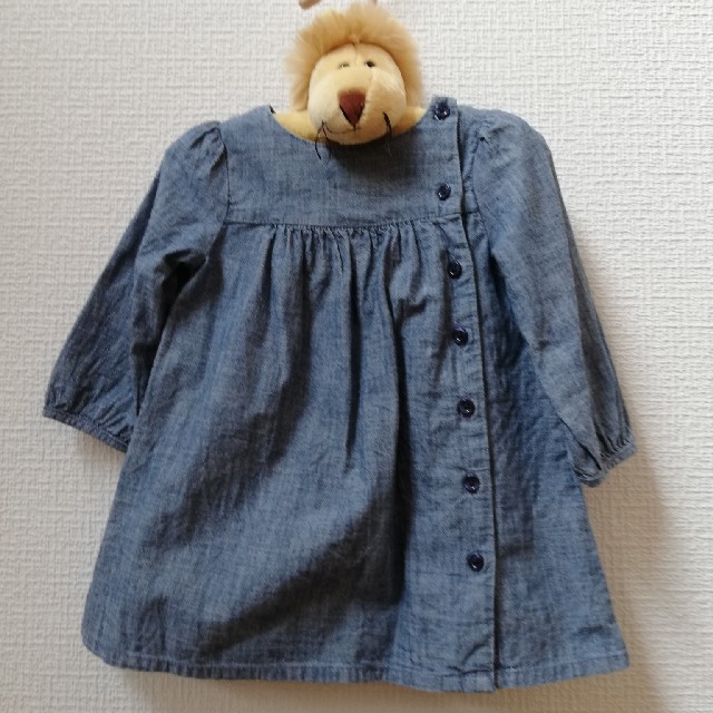 babyGAP(ベビーギャップ)のbabyGap 80cm ダンガリーワンピース キッズ/ベビー/マタニティのベビー服(~85cm)(ワンピース)の商品写真