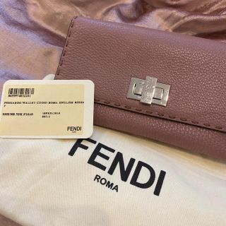 フェンディ(FENDI)のFENDI♡ピーカーブーウォレット セレリア　(財布)