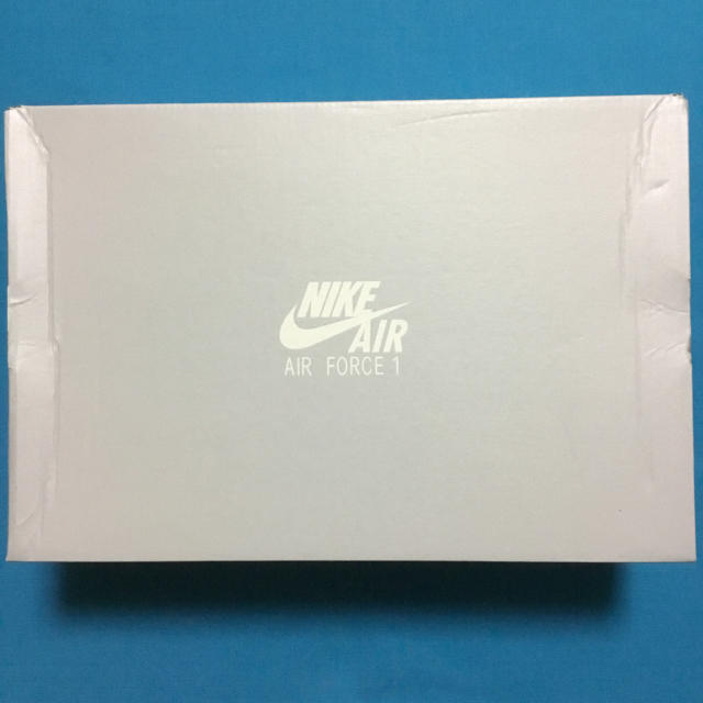 NIKE(ナイキ)のNIKE AIR FORCE 1 ‘07 LV8 1 メンズの靴/シューズ(スニーカー)の商品写真