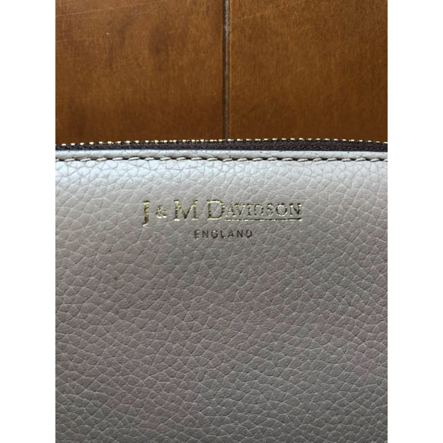 J&M DAVIDSON(ジェイアンドエムデヴィッドソン)のJ&M DAVIDSON  スモールジップパース　ミニ財布 レディースのファッション小物(財布)の商品写真