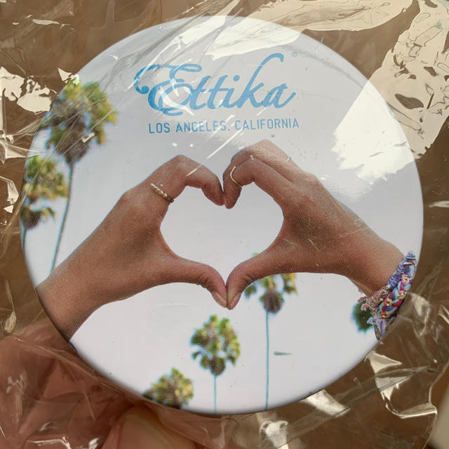 Ettika(エティカ)のEttika ブレスレット 缶付き レディースのアクセサリー(ブレスレット/バングル)の商品写真