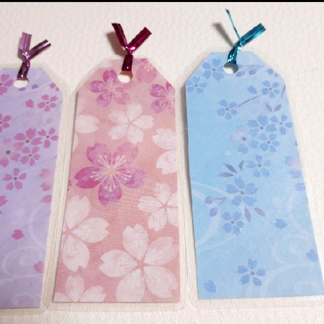 ハンドメイド 本の栞 しおり ラミネート加工 押し花 ラメ♡ «No