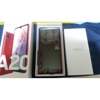 エヌティティドコモ(NTTdocomo)のドコモ版GalaxyA20SC-02Msim赤ロック解除済 未使用品2/10まで(スマートフォン本体)