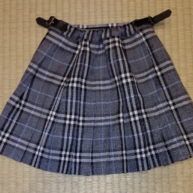 BURBERRY(バーバリー)のバーバリー☆巻きスカート キッズ/ベビー/マタニティのキッズ服女の子用(90cm~)(スカート)の商品写真