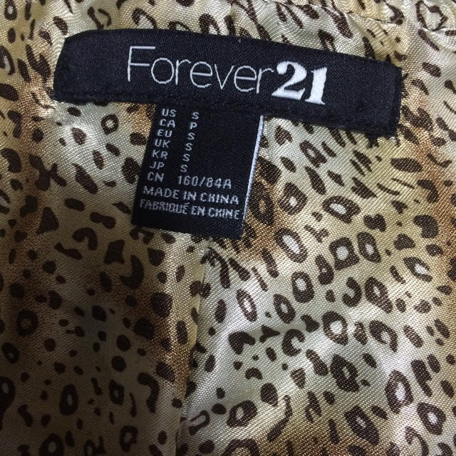 FOREVER 21(フォーエバートゥエンティーワン)のForever21❤️スタジャン レディースのジャケット/アウター(スタジャン)の商品写真