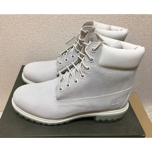 Timberland(ティンバーランド)の★新品未使用★Timberland ティンバーランド　白　ホワイト 28cm メンズの靴/シューズ(ブーツ)の商品写真