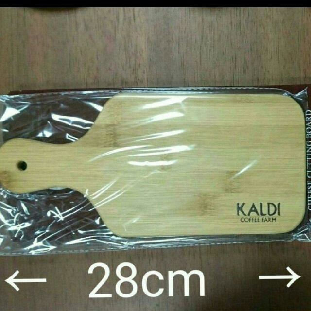 KALDI(カルディ)のカルディ カッティングボード インテリア/住まい/日用品のキッチン/食器(調理道具/製菓道具)の商品写真