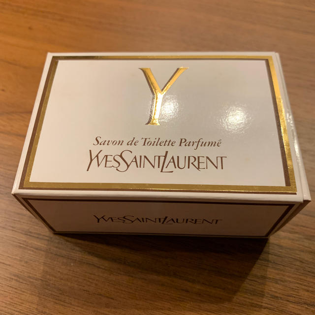 Yves Saint Laurent Beaute(イヴサンローランボーテ)のイヴ・サンローラン ソープ Y コスメ/美容のボディケア(ボディソープ/石鹸)の商品写真