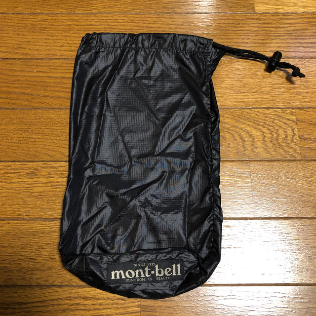 mont bell(モンベル)のモンベル  ダウンベスト　レディースＳサイズ スポーツ/アウトドアのアウトドア(登山用品)の商品写真