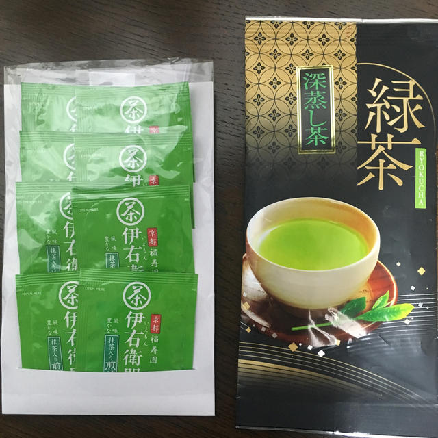 サントリー(サントリー)の緑茶  深蒸し茶100ｇと伊右衛門ティーバッグ8個 食品/飲料/酒の飲料(茶)の商品写真