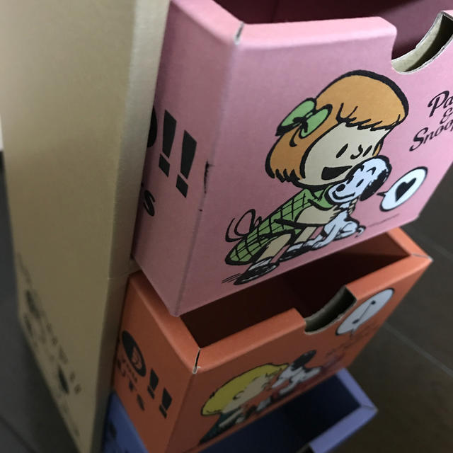 USJ(ユニバーサルスタジオジャパン)の☆USJお土産 ☆スヌーピーお菓子箱 エンタメ/ホビーのおもちゃ/ぬいぐるみ(キャラクターグッズ)の商品写真