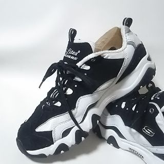 スケッチャーズ(SKECHERS)の
定11340円限定!スケッチャーズDライト高級ダッドスニーカー入手困難!


(スニーカー)