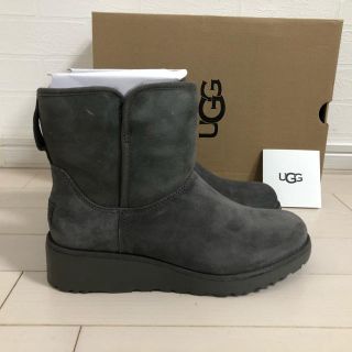 アグ(UGG)の【新品未使用】US6(23.0) UGG ブーツ　kristin グレー(ブーツ)