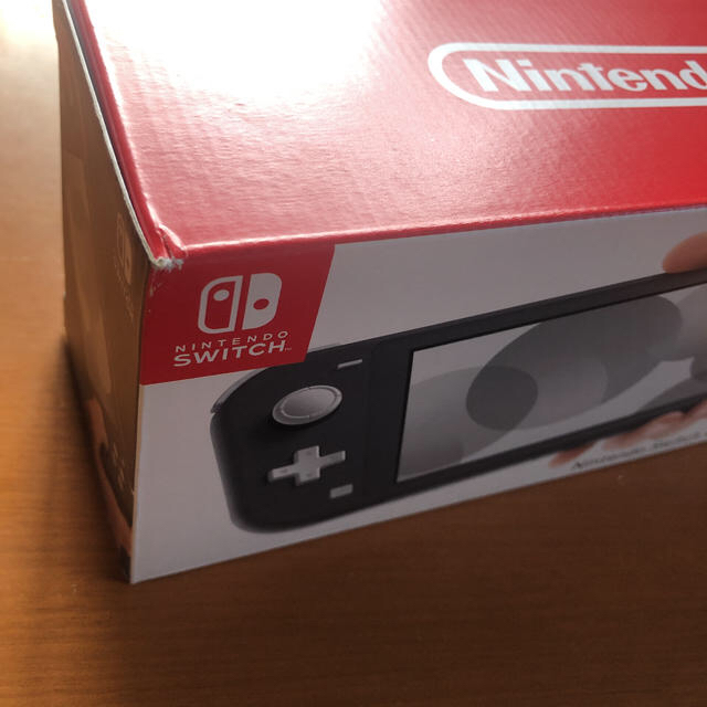 Nintendo Switch(ニンテンドースイッチ)の専用　任天堂スイッチライトNintendo Switch Lite Gray エンタメ/ホビーのゲームソフト/ゲーム機本体(携帯用ゲーム機本体)の商品写真