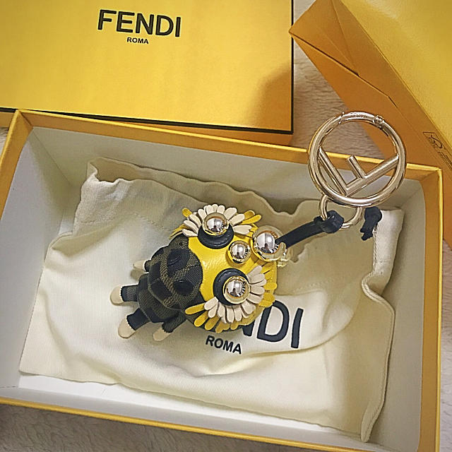 レディースFENDI  チャーム　スペースモンキー