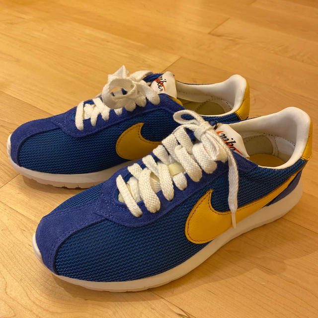 NIKE スニーカー　新品