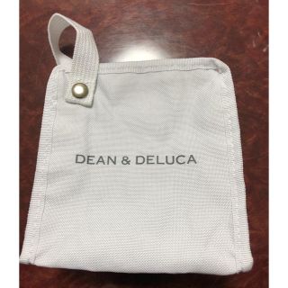 ディーンアンドデルーカ(DEAN & DELUCA)のDEAN & DELUCA 保冷バッグ S 新品未使用(弁当用品)